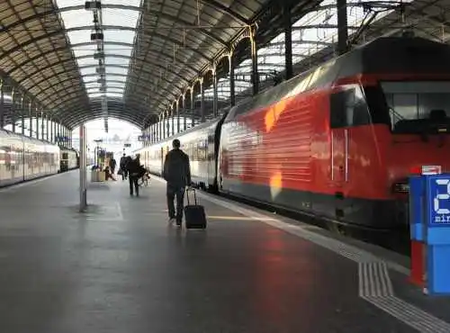 Traslado a la estación de tren de Beauvais