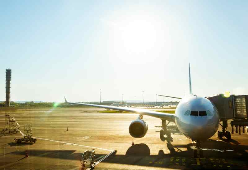 Terminalul aeroportului Roissy Charles de Gaulle din Paris